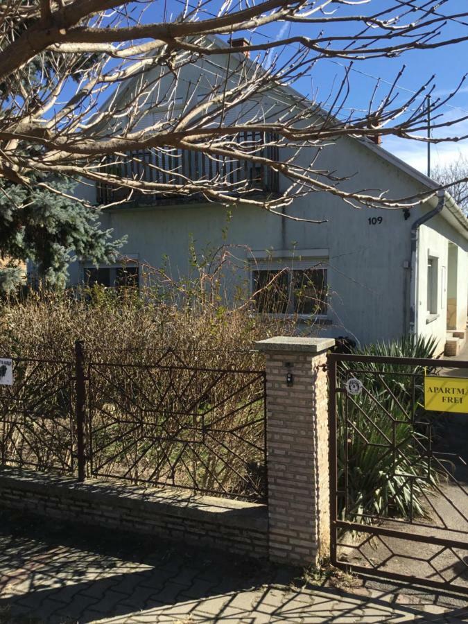 Aradi Apartman Siófok Zewnętrze zdjęcie